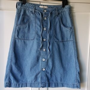 Levi's Denim skirt